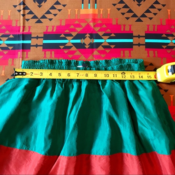 100% 🔥💚☀️Silk Frida Inspired skirt with pockets! - Picture 6 of 9